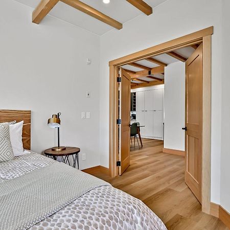 קאנמור Ravens Crest Lodge - Stunning Views Perfectly Located On Main Street מראה חיצוני תמונה