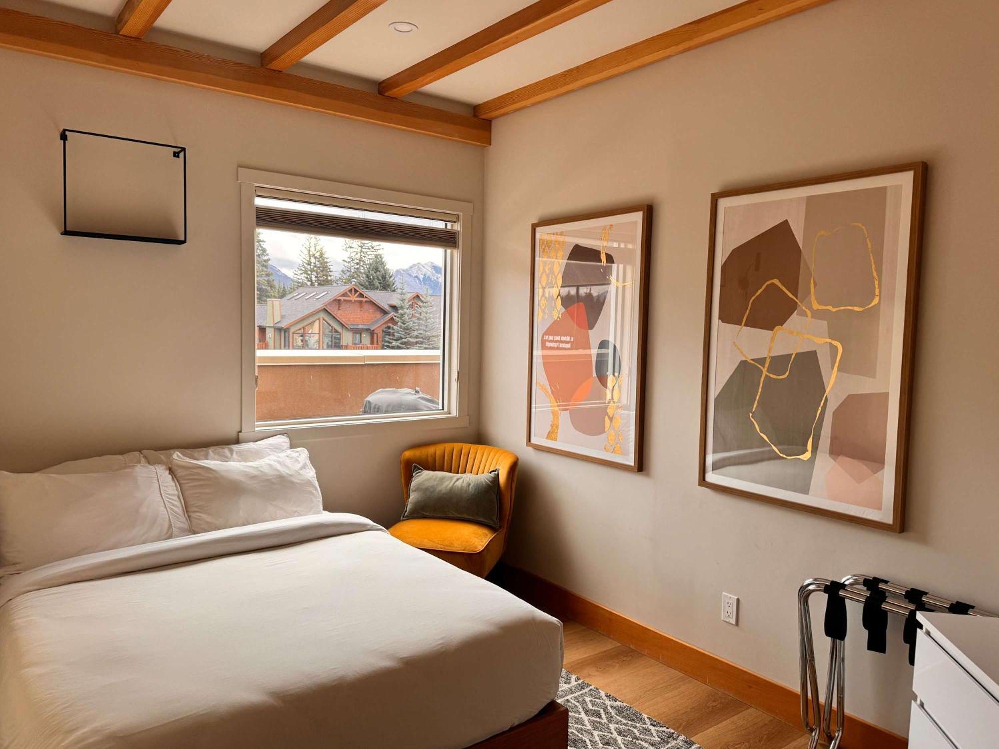 קאנמור Ravens Crest Lodge - Stunning Views Perfectly Located On Main Street מראה חיצוני תמונה